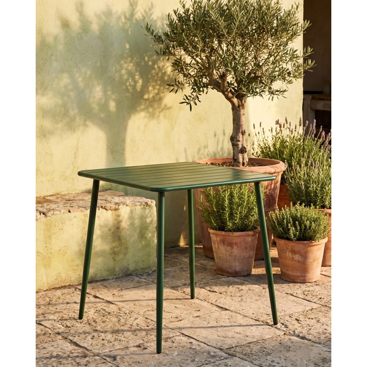 Table bistrot carrée en acier 75 cm, vert foncé – en situation